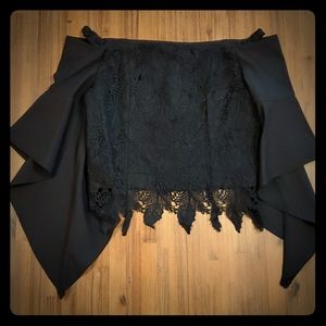 Women's off-the-shoulder cropped top